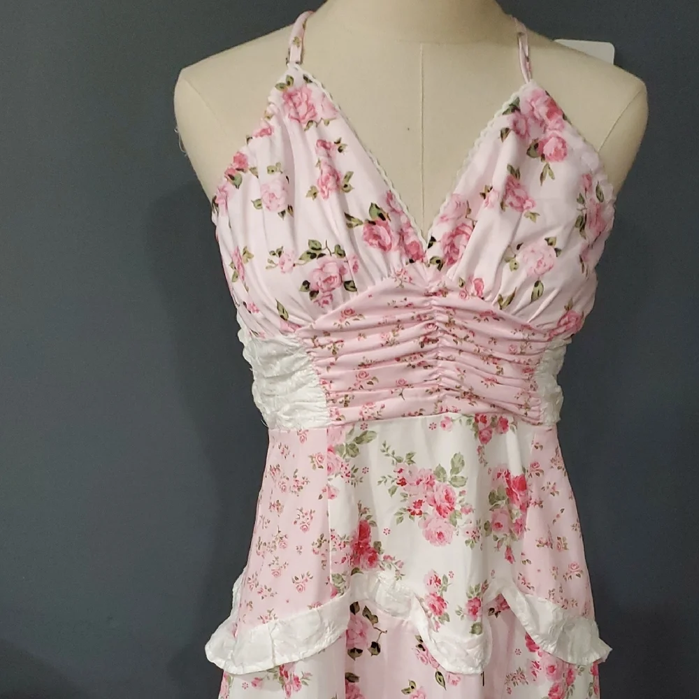 Ebossy Pink and White Barbiecor Floral Cottagecore  Halter Dress Size S - Picture 3 of 15